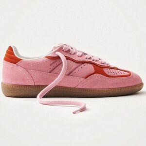 Alohas Sneakers